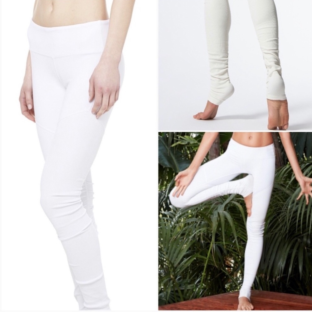 Alo Yoga Goddess Ribbed Legging 2